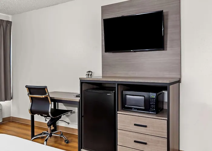 Red Lion Inn & Suites Saint Louis